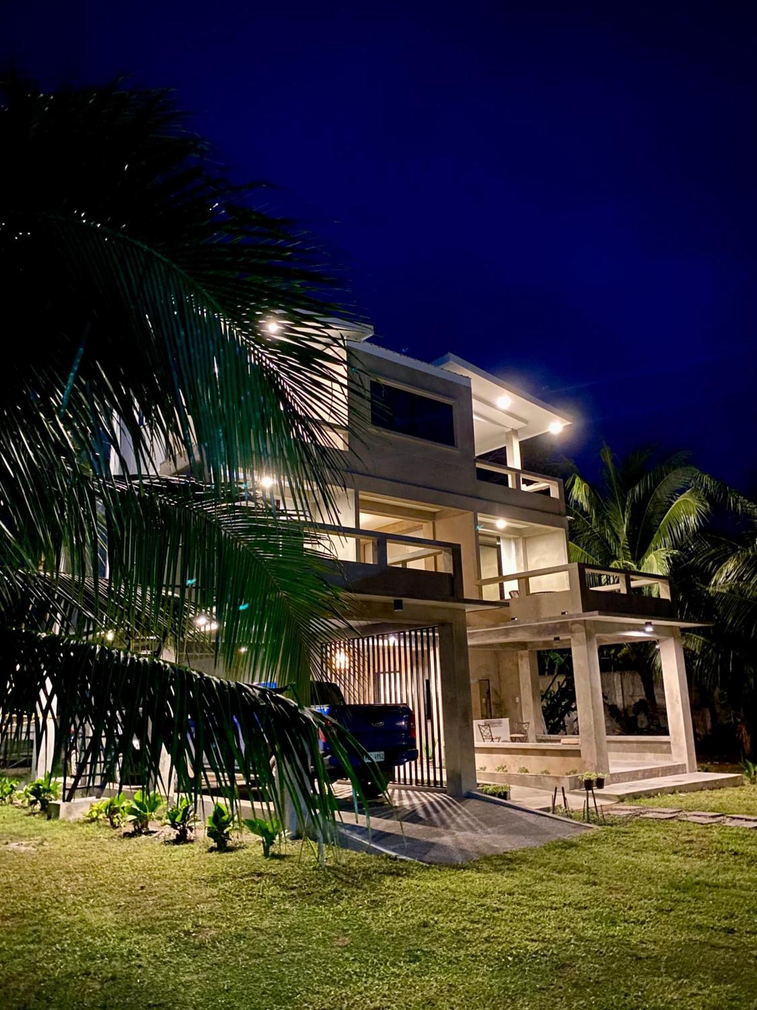 Surya Beach Resort Palawan Aborlan Екстер'єр фото