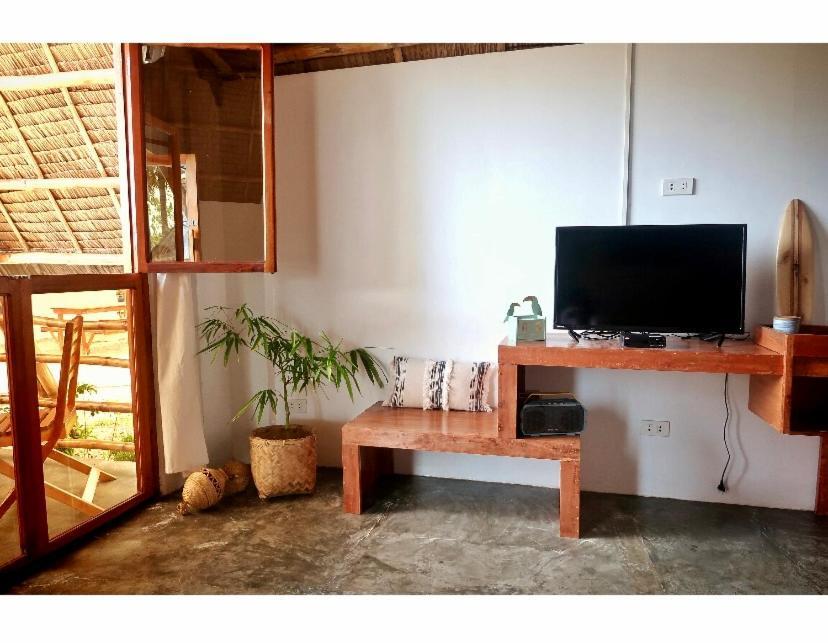 Surya Beach Resort Palawan Aborlan Екстер'єр фото