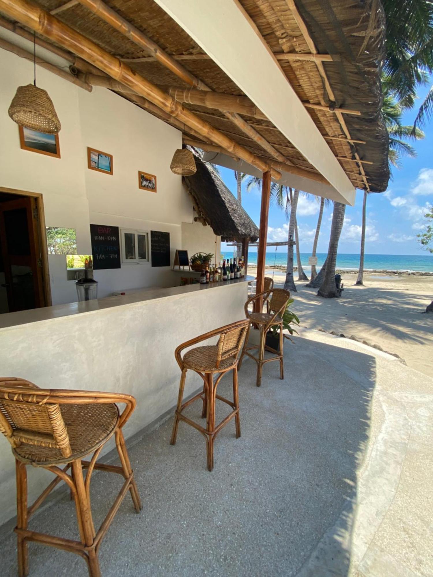 Surya Beach Resort Palawan Aborlan Екстер'єр фото